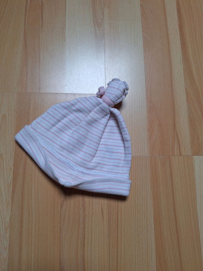 2 bonnets - photo numéro 2