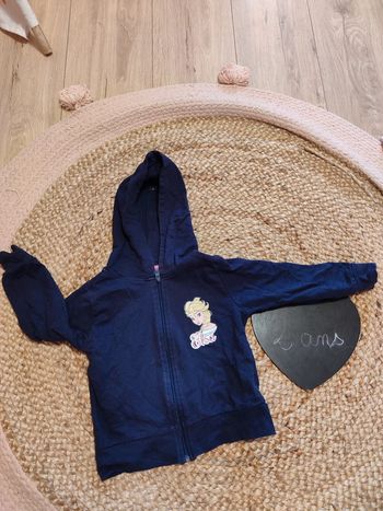 Gilet zippé à capuche