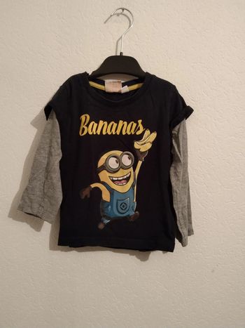 tee shirt bleu marine et gris les minions garcon 3 ans