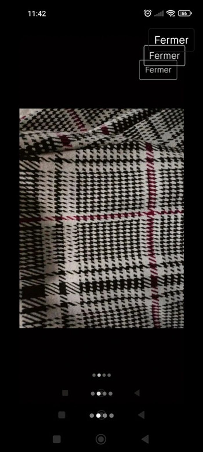 Très beau pantalon a carreaux - photo numéro 2