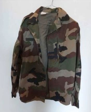 Veste camouflage militaire authentique taille 40 42