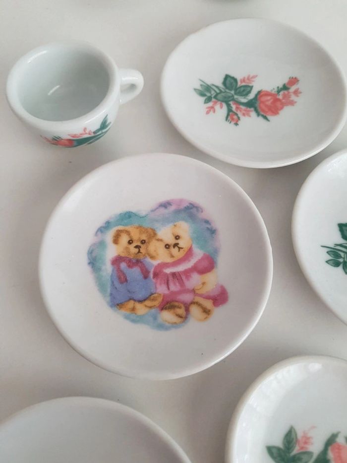 Dînette en porcelaine fleurs - photo numéro 17