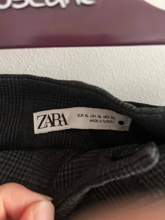 Pantalon 7/8 Zara - photo numéro 4