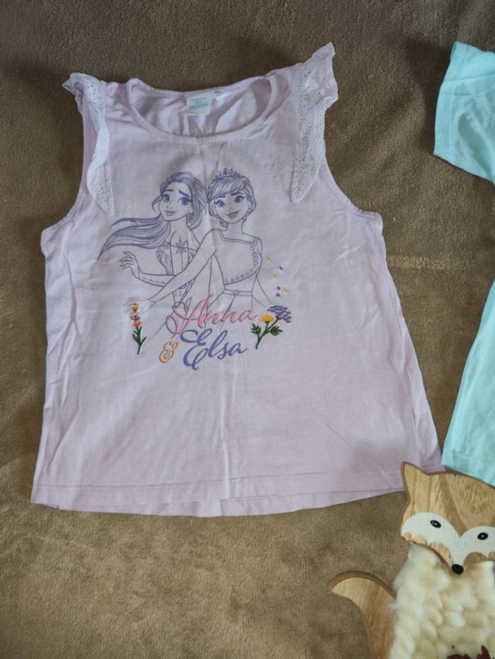 Lot de 2 tee shirts reine des neiges 8 ans - photo numéro 3