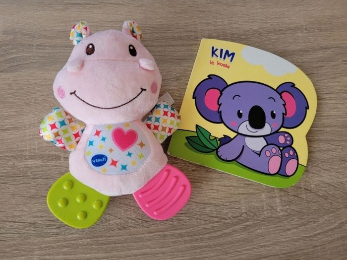 Livre et peluche d'éveil