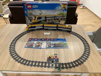 Lego 60197 le train passagers télécommandé