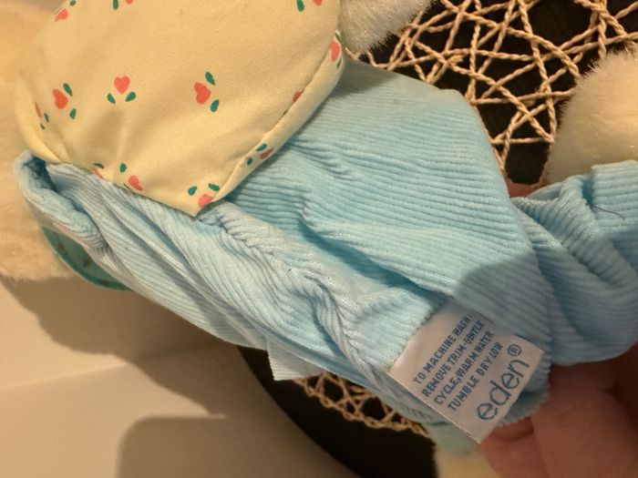 Doudou ours blanc avec salopette bleue "eden" - photo numéro 3