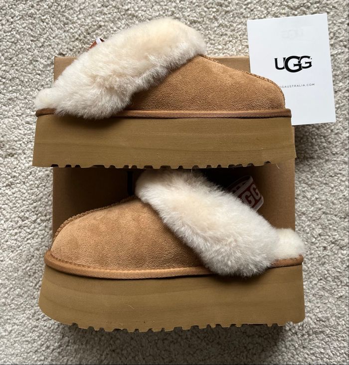 Mules fourrées UGG Funkette - Taille 37 - Neuves