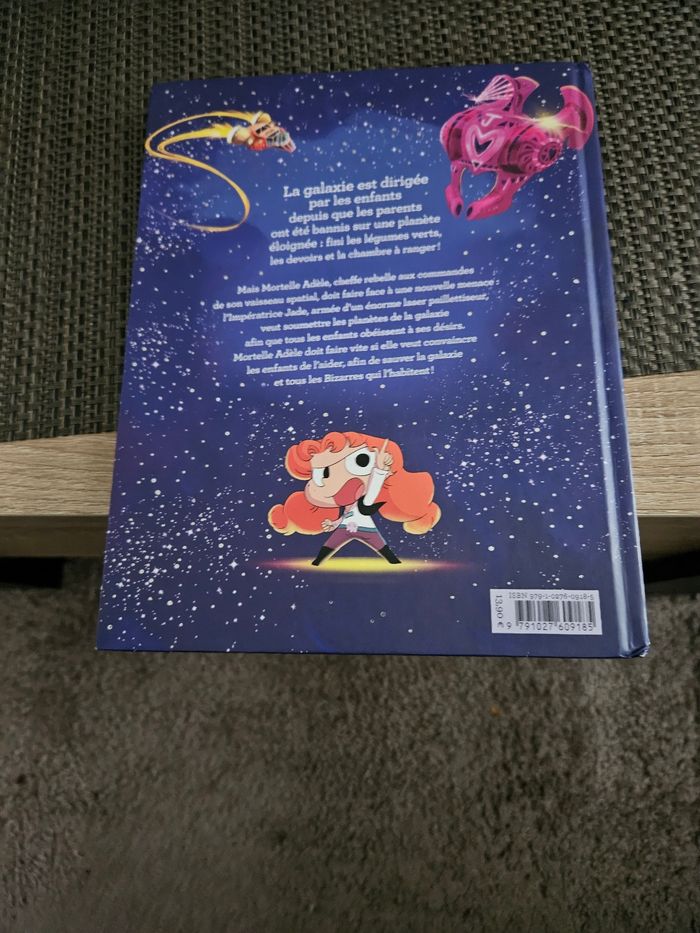 Livre Mortelle Adèle - photo numéro 2