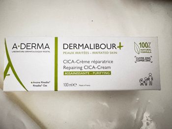 Aderma dermalibour +