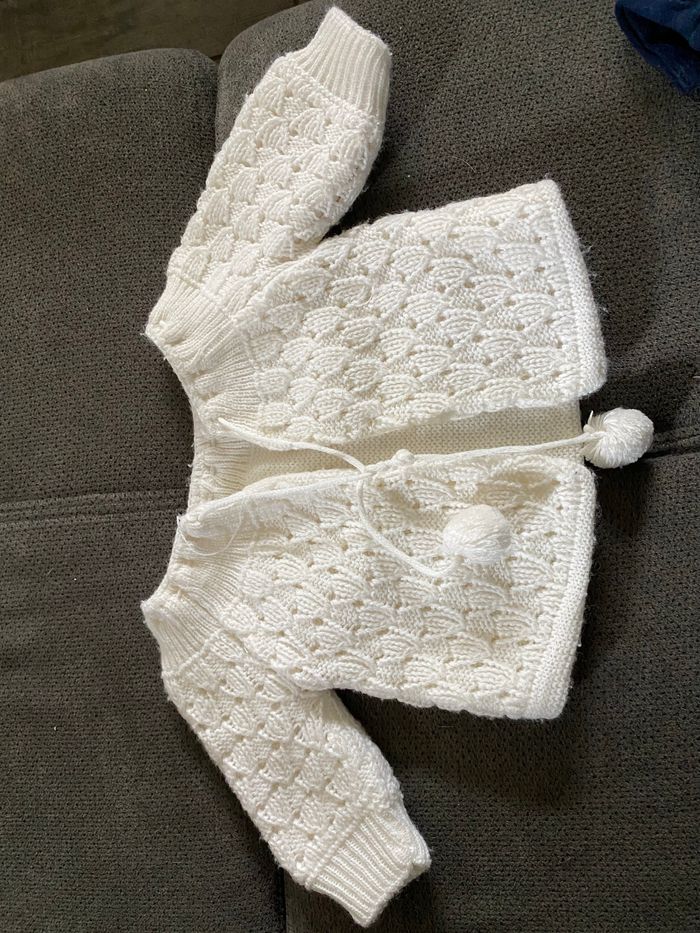 Lot gilet 1 mois - photo numéro 4