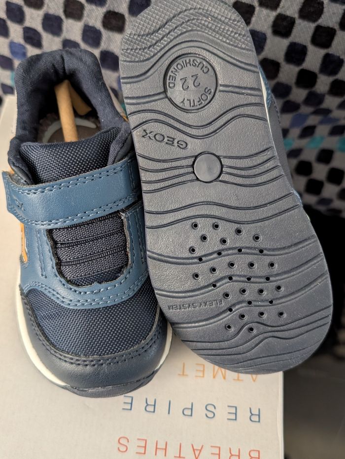 Baskets garçon. Taille 22. Neuf. Geox - photo numéro 6