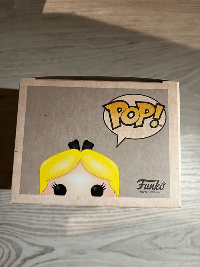 Pop Alice au pays des merveilles retro Disney - photo numéro 5