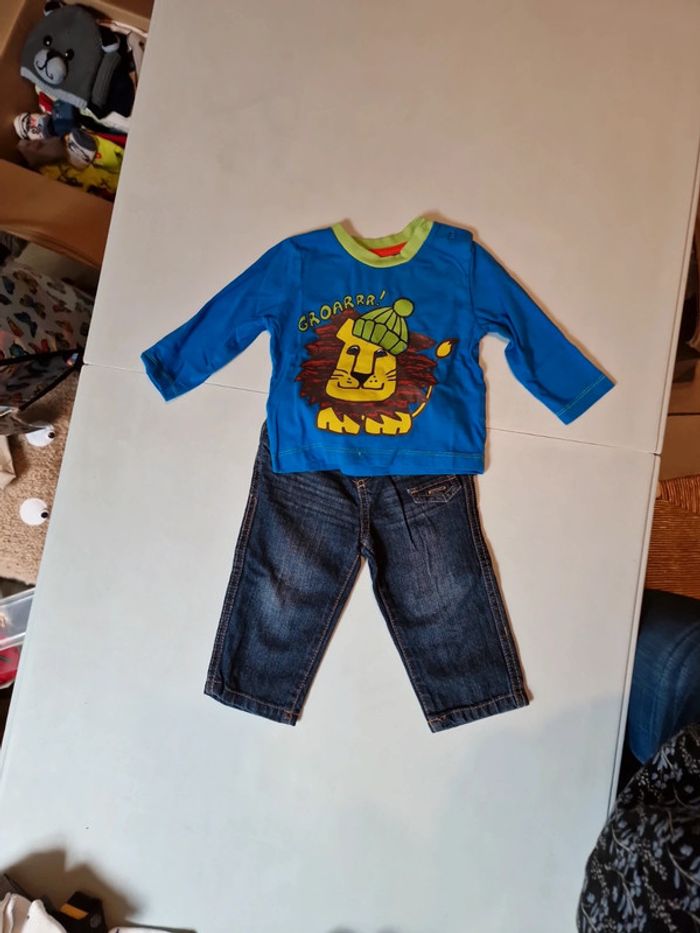 Ensemble jeans +tee-shirt manches longues