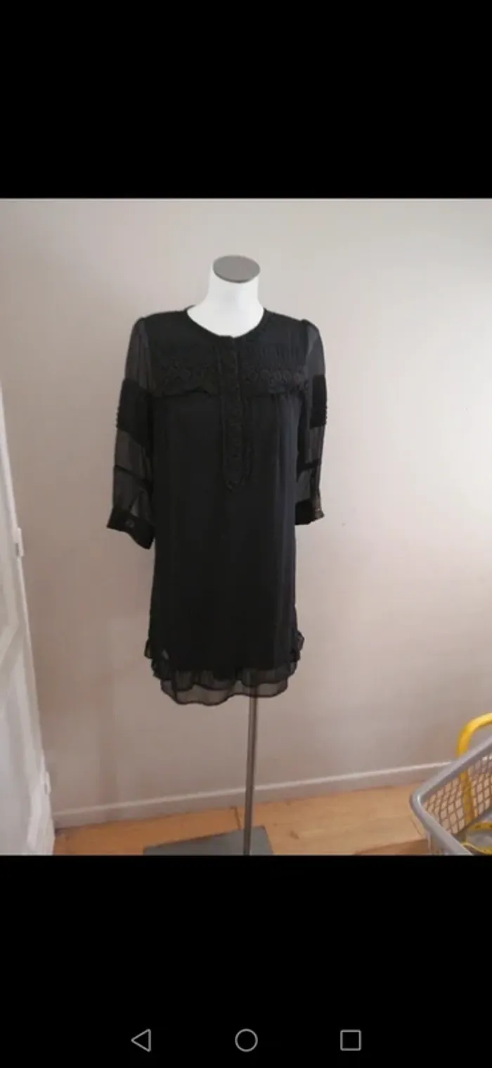 Robe noire marque an'ge Taille 36