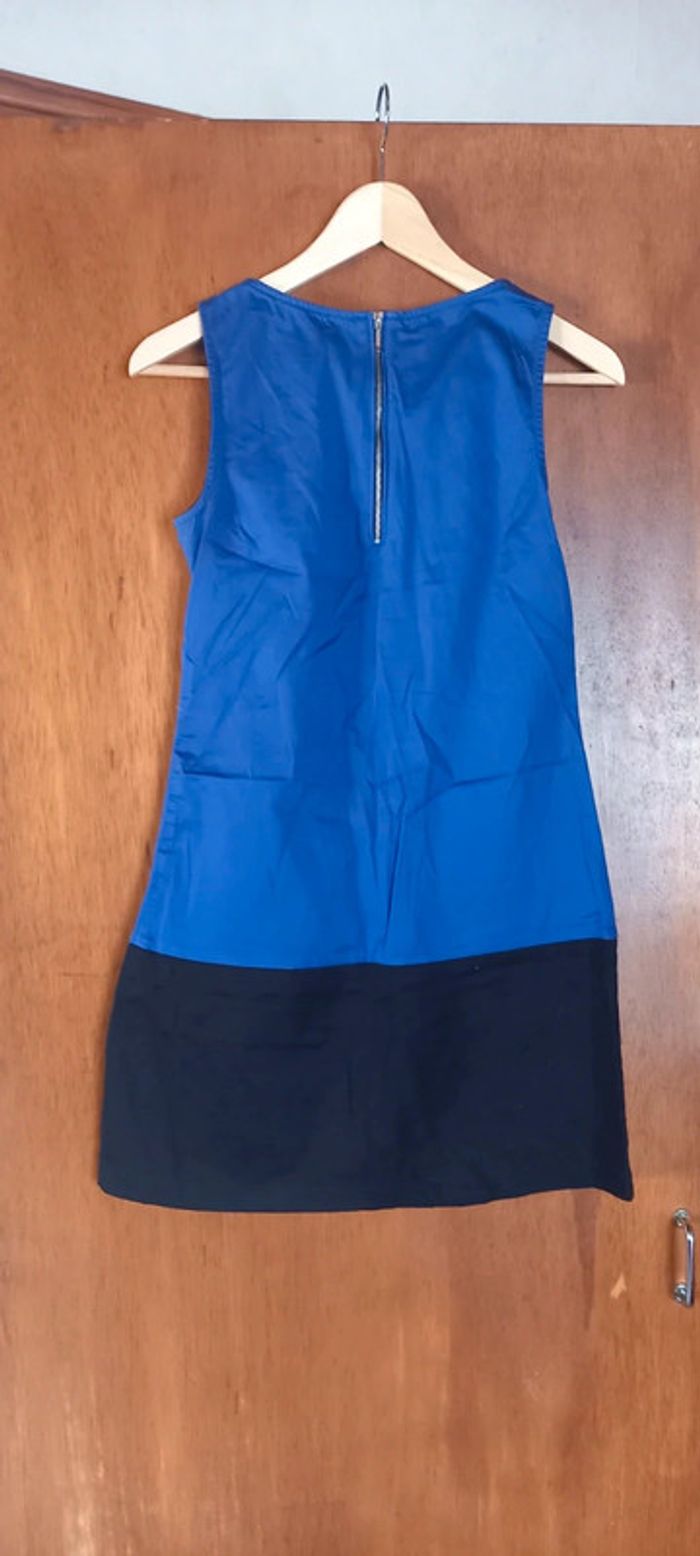 Robe bleu et noire - photo numéro 3