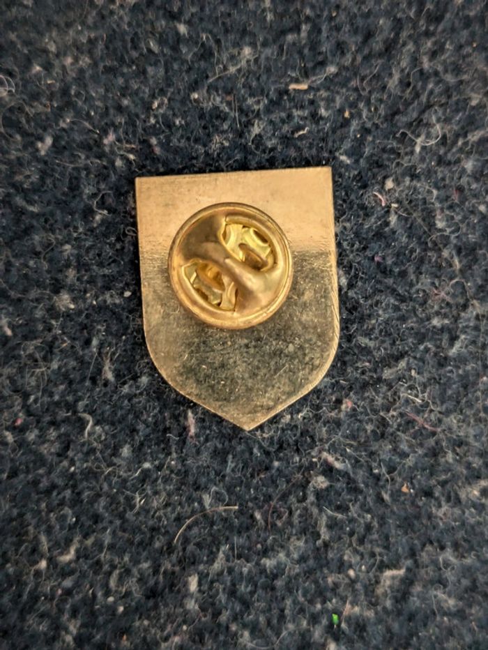 Pins blason ville de Paris - photo numéro 3