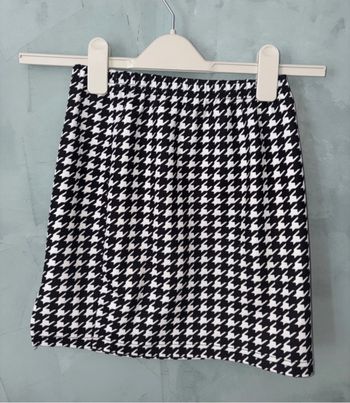 Jupe noire et blanche fille taille 11-12 ans