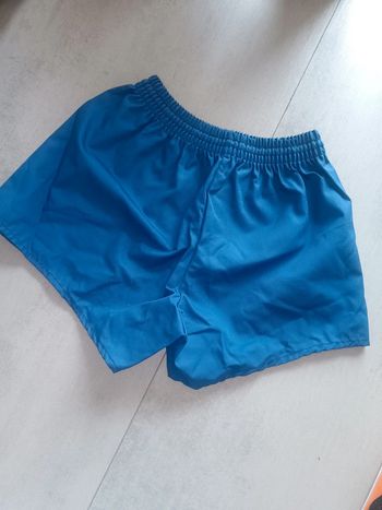 Short court taille XS