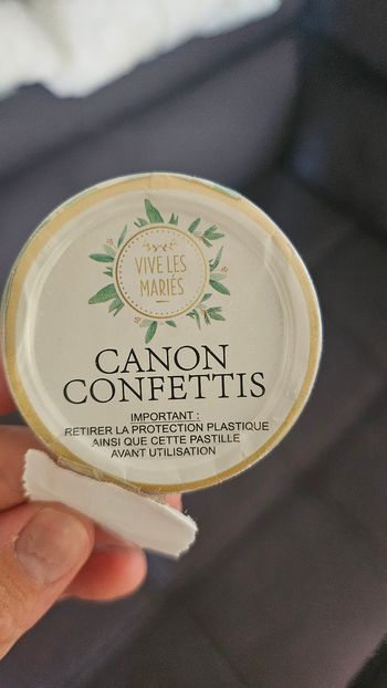 Canon à confettis Vive les Mariés