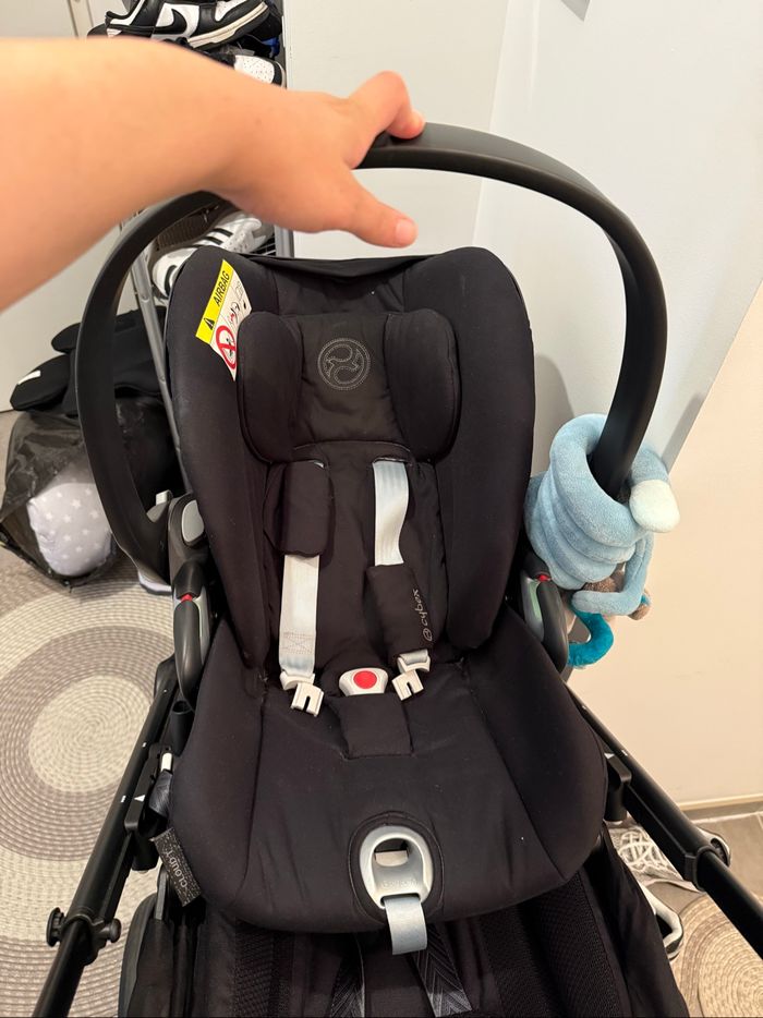 Poussette double Gazelle S Cybex + siège auto Cloud T Cybex (offert) - photo numéro 7