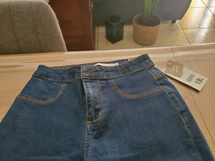 Jean tout neuf skinny taille haute Gemo Taille 34 - photo numéro 10
