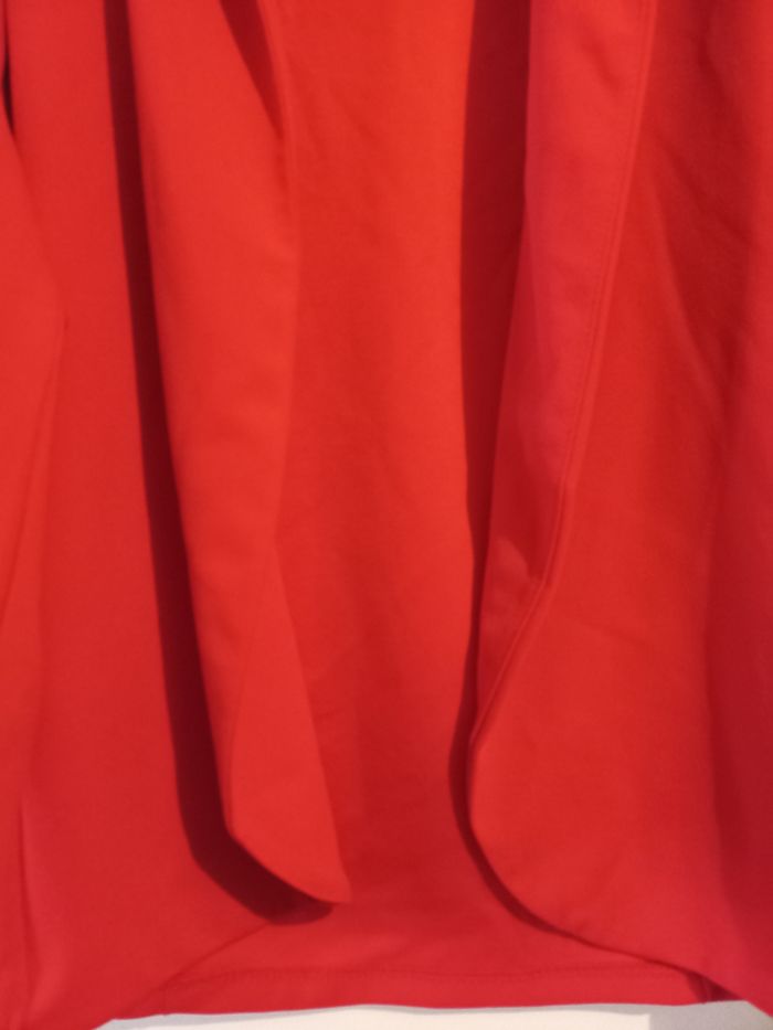Veste femme rouge Taille 40 - photo numéro 4
