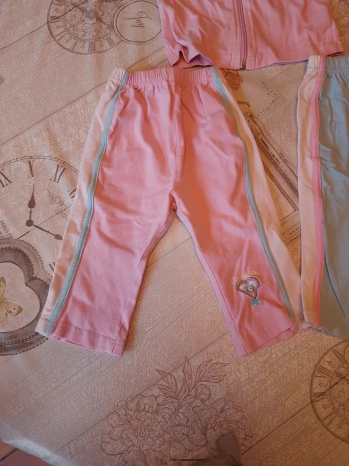 Ensemble gilet zippé + 2 joggings - photo numéro 6