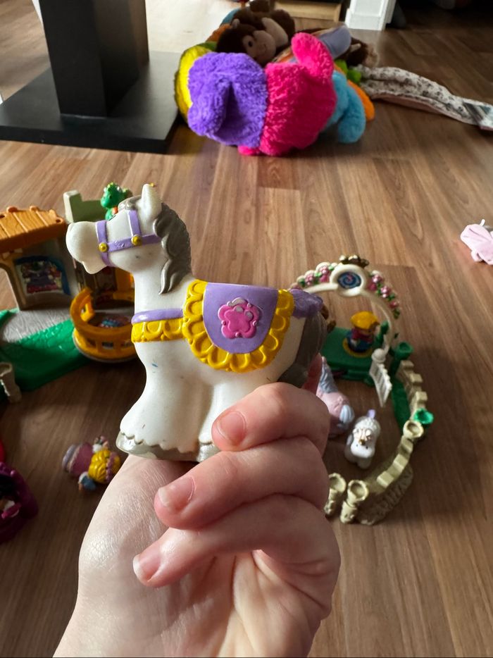 Lot Fisher price château - photo numéro 4