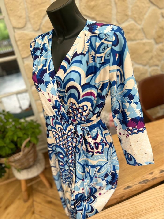 Robe satinée bleu et blanche longue bleu blanche taille M 38 - photo numéro 8