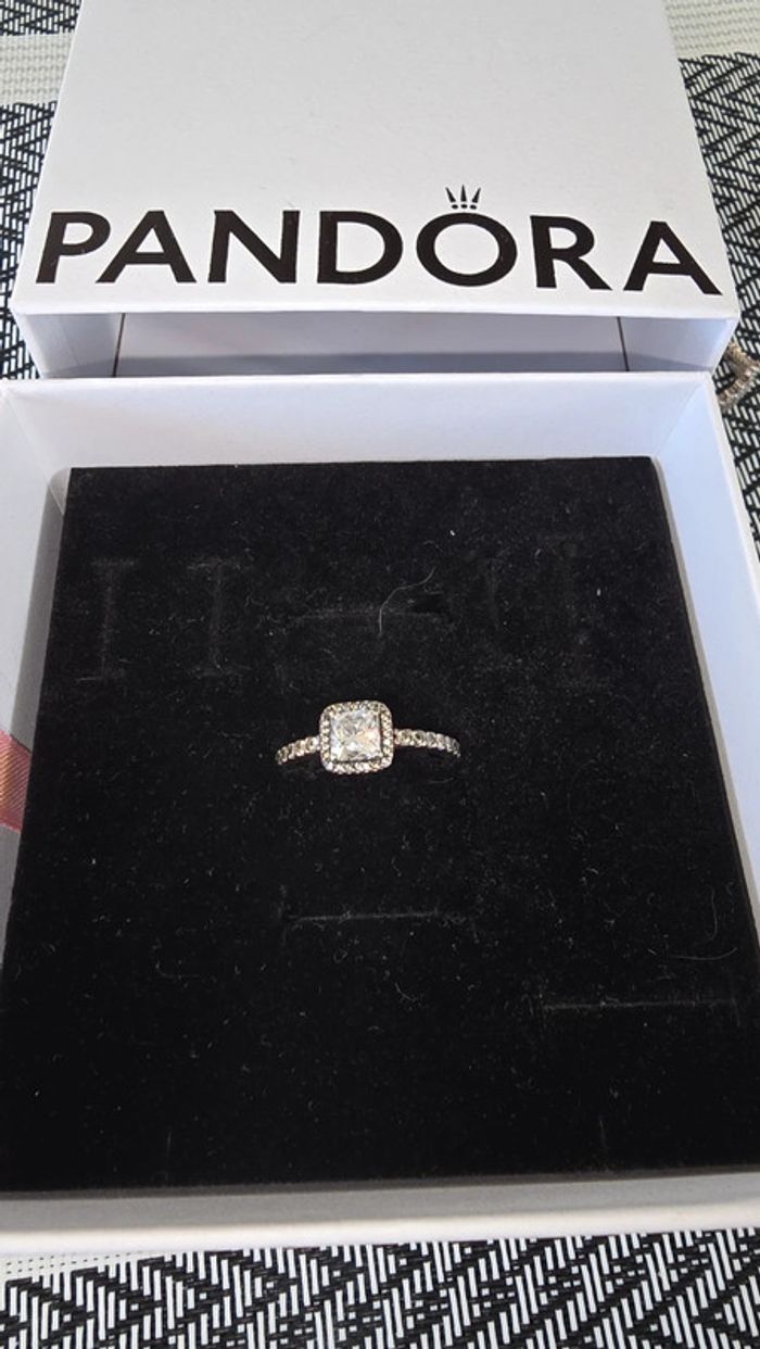 Bague pandora 56