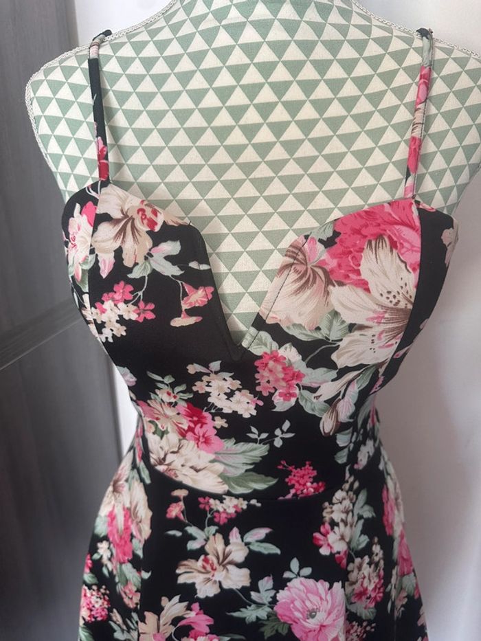 Robe à fleurs New Look - photo numéro 2