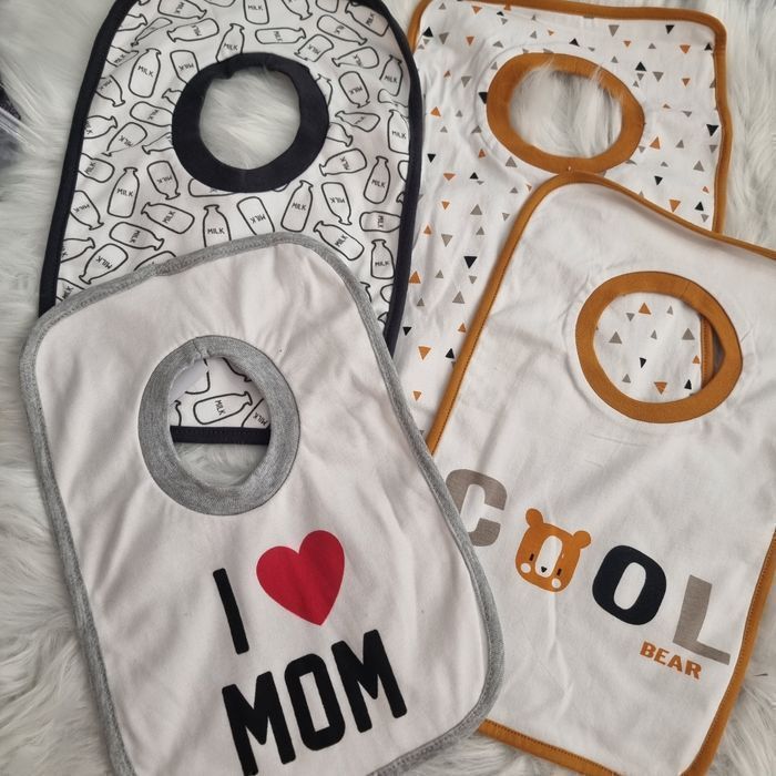 NEUFS!!! ( non utilisés) 💙💙🤩lot bavoirs à enfiler 1 er âge 💙💙🤩 - photo numéro 5