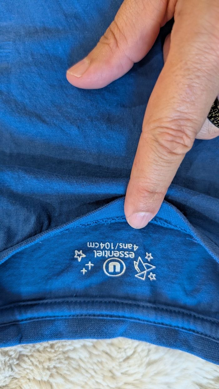 T-Shirt manches courtes U Essentiel taille 4 ans - photo numéro 2