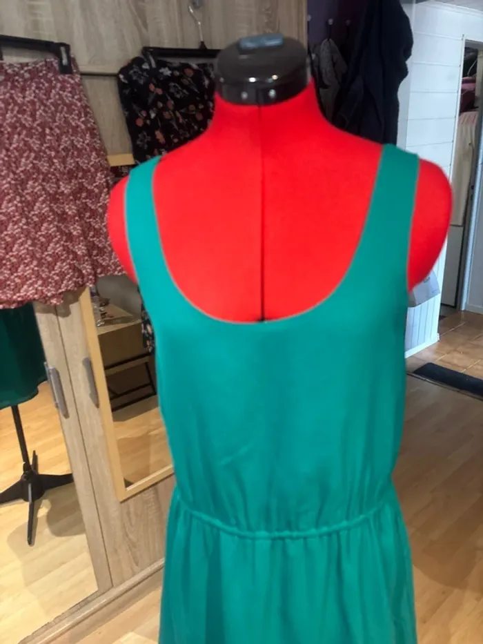 Robe verte - photo numéro 2