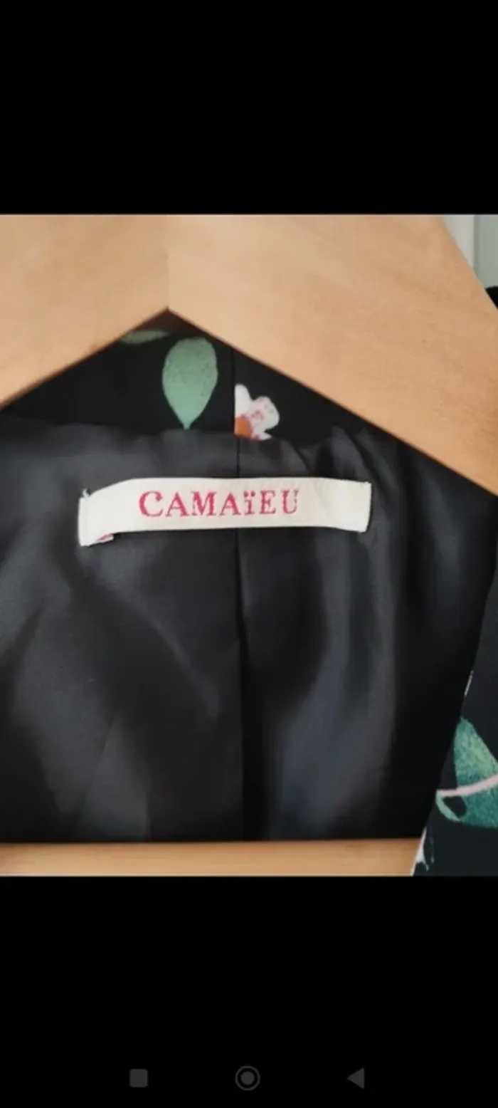 Veste noire à fleurs camaïeu 36 - photo numéro 5