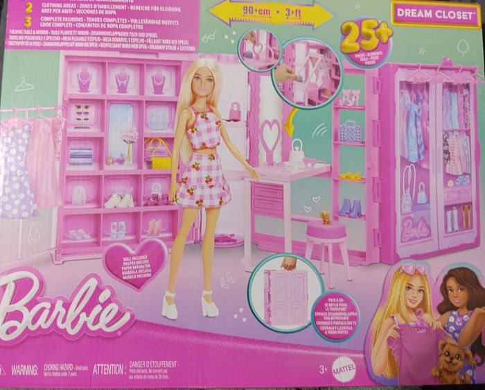 Dressing barbie neuf