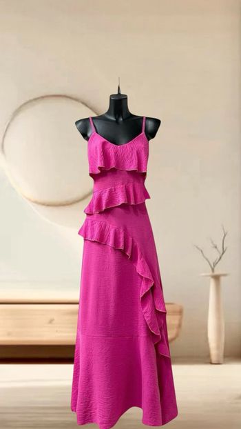 Robe longue avec fente pour l’été fuchsia