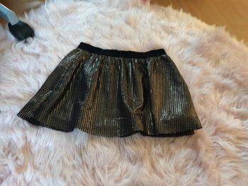 Jupe neuve fête 7 ans