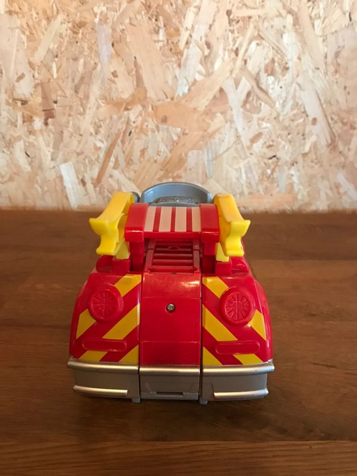 Idée Cadeau 🎁 Vehicule Transformable Super Charged Marcus Mighty Pups avec 1 personnage Marcus - photo numéro 9