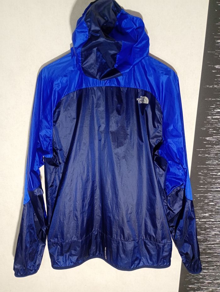 Veste The North Face Running L – Neuf sans étiquette – Authentique - photo numéro 2