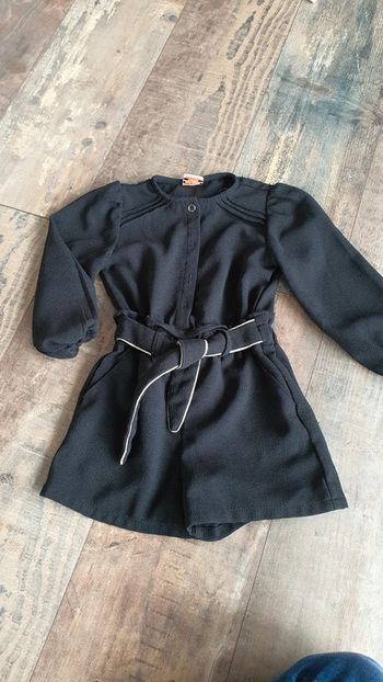 Combinaison tao 24 mois en très bon état