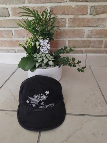 Casquette ou gavroche fille taille 54