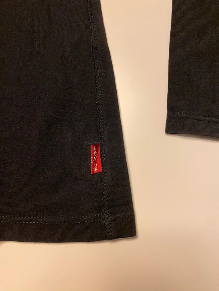 Tee shirt ML noir écriture rose Levi’s 12 ans - photo numéro 4