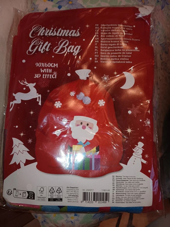 Grand Sac de Noël en feutrine papa Noël et cadeaux