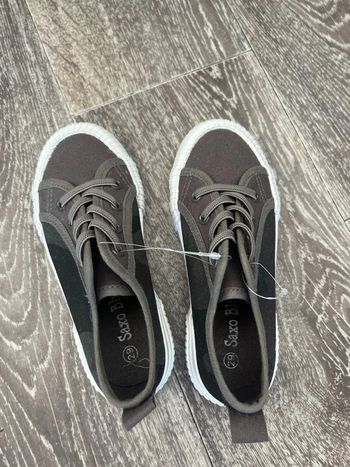 Chaussures neuves pointure 29 orchestra