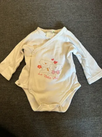 Body bébé 1 mois