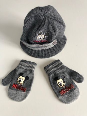 Bonnet/casquette + gants bébé Mickey