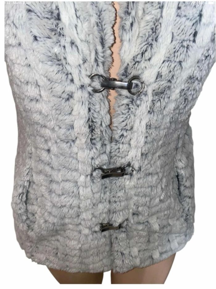 Magnifique veste sans manches - toutes douce - Taille S/M - Fred Sabatier - photo numéro 4