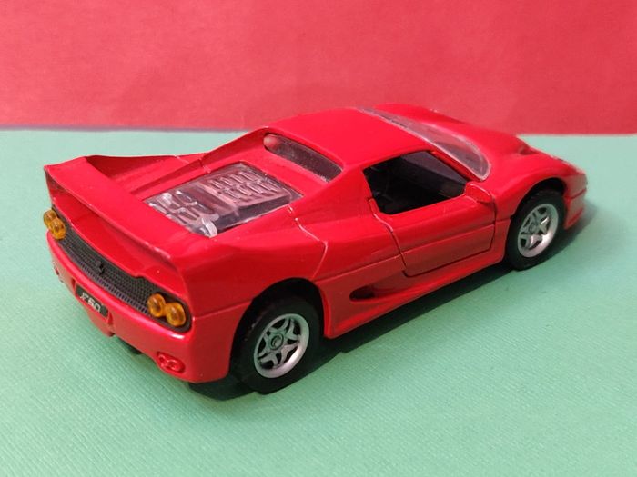 Ferrari F50 - Rouge - 1/39 - Maisto - photo numéro 13